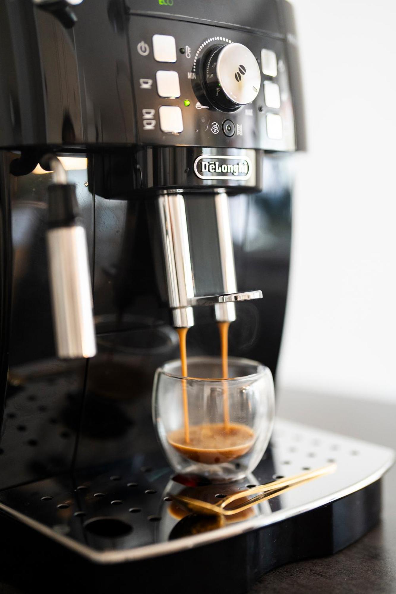 Yay - 65M2 Apartment Am Bahnhof - Smart Tv - Internet - Kaffee - Waschmaschine - Trockner Mühldorf Eksteriør bilde