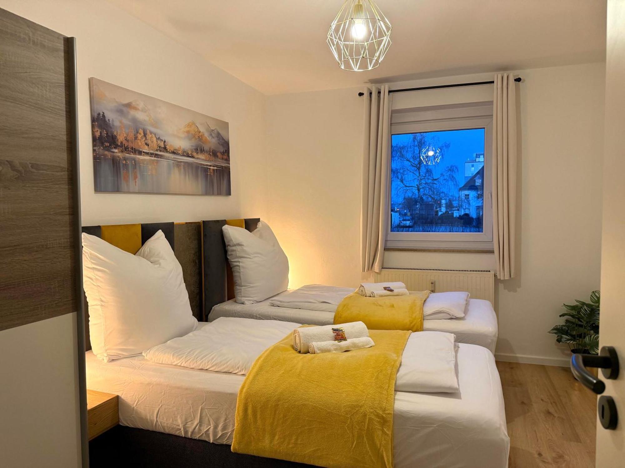 Yay - 65M2 Apartment Am Bahnhof - Smart Tv - Internet - Kaffee - Waschmaschine - Trockner Mühldorf Eksteriør bilde